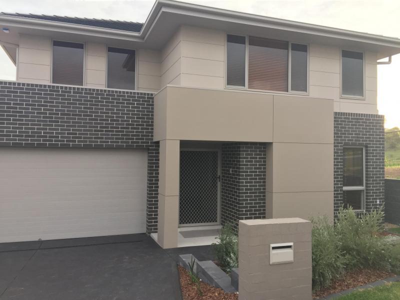 Middleton Grange, NSW - $300