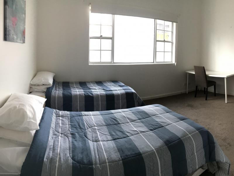 2 large bed rooms with desks 